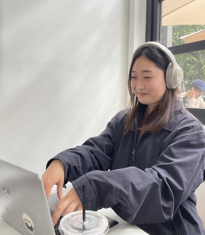 Vibe-coding in cafes